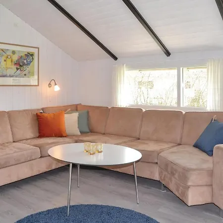 Nice Home In Oksbol With Sauna بيت للعطل *